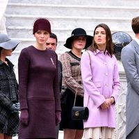 Charlene de Mónaco y Carlota Casiraghi en el Día Nacional de Mónaco 2015