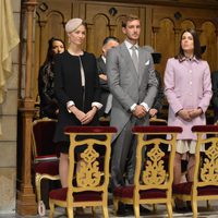 Beatrice Borromeo, Pierre Casiraghi, Carlota Casiraghi, Alexandra de Hannover y Louis Ducruet en el Día Nacional de Mónaco 2015