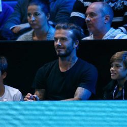 David Beckham con sus hijos Romeo y Cruz en la final de la ATP de Tenis