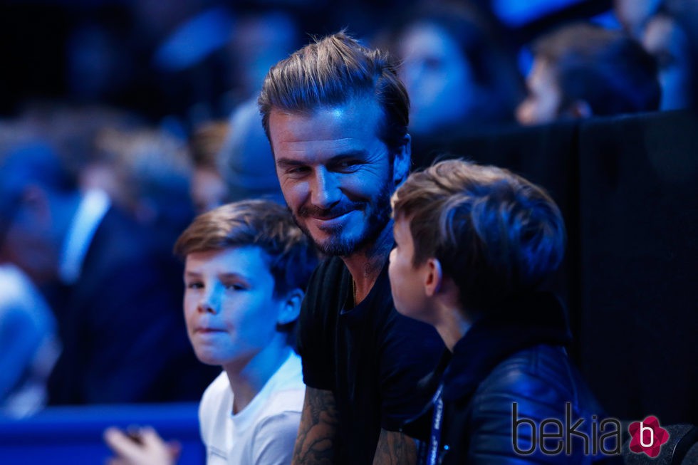 David Beckham, Cruz y Romeo disfrutando de la final de la ATP de Tenis