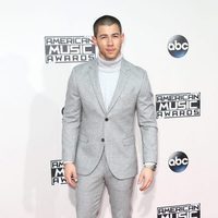  Nick Jonas en los American Music Awards 2015