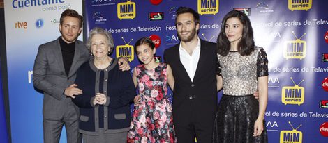 Pablo Rivero, María Galiana, Paula Gallego, Ricardo Gómez e Irene Visedo en el preestreno de 'Cuéntame cómo pasó' en el Festival Mim Series 2015