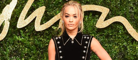 Rita Ora en los British Fashion Awards 2015