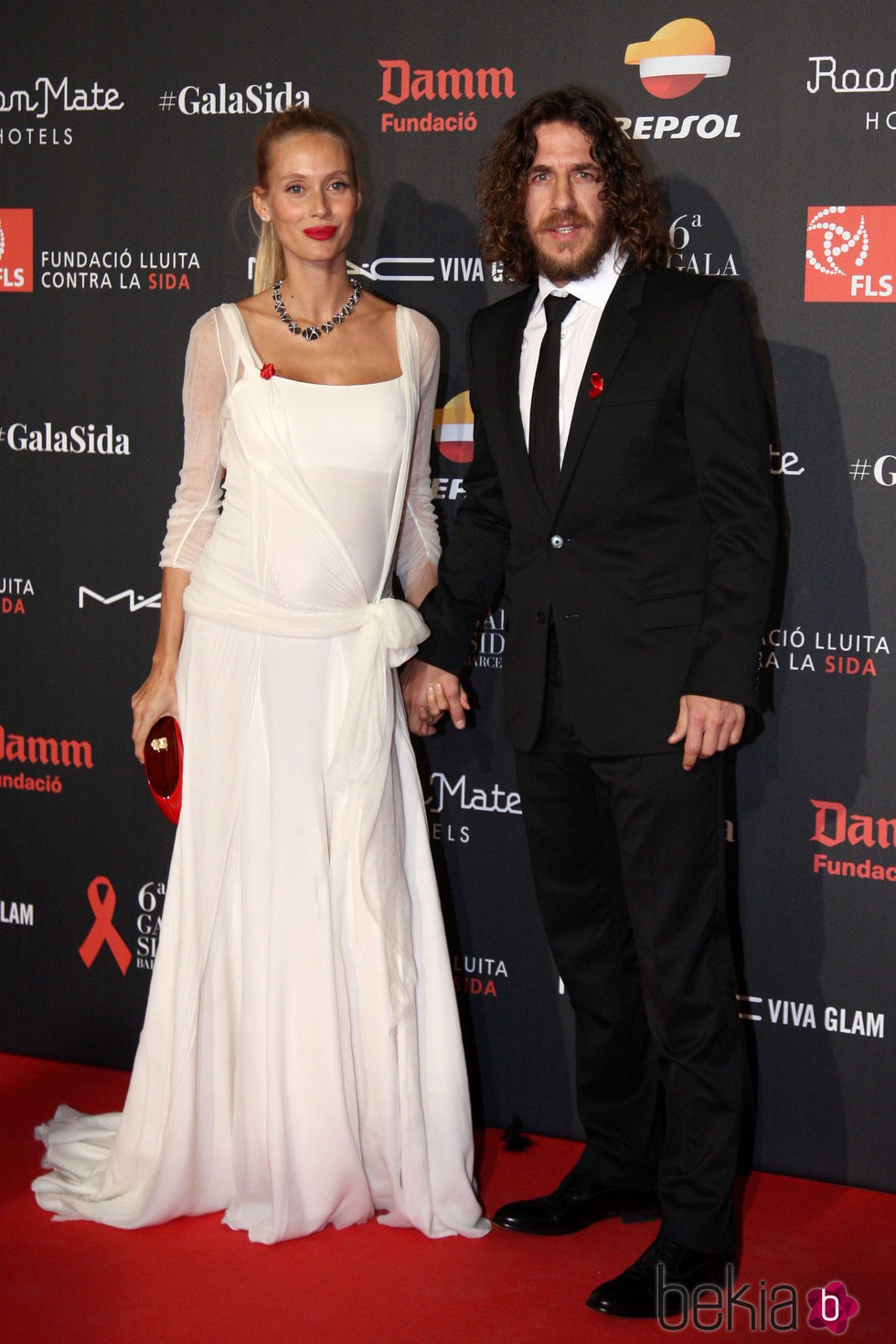 Carles Puyol y Vanesa Lorenzo en la Gala contra el Sida 2015 de Barcelona