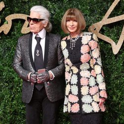 Karl Lagerfeld y Anna Wintour en los British Fashion Awards 2015