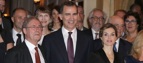 Los Reyes Felipe y Letizia en la entrega del Premio Francisco Cerecedo 2015