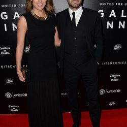 Juan Mata y su novia Evelina Kamph en una cena benéfica en Manchester