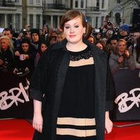 Adele en los Premios Brit 2008