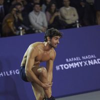 Juan Betancourt en ropa interior en el partido de tenis de Tommy Hilfiger