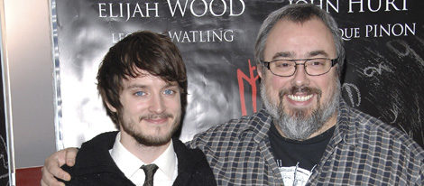 Elijah Wood y Álex de la Iglesia en el estreno de 'Los crímenes de Oxford'