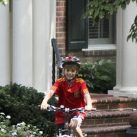 Pablo Urdangarin montando en bicicleta