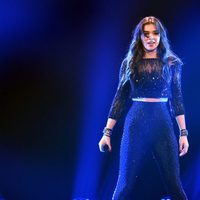 Hailee Steinfeld actuando en el Jingle Ball Tour 2015 en Los Angeles