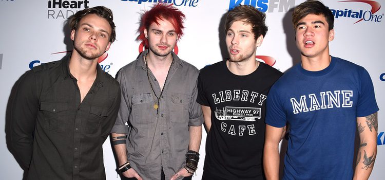 5 Seconds of Summer en el Jingle Ball Tour 2015 en Los Angeles