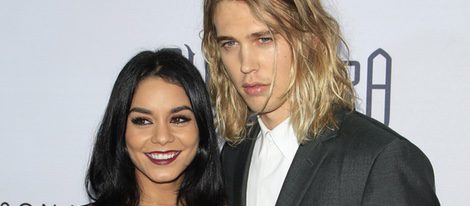 Vanessa Hudgens y su novio Austin Butler en la presentación de 'The Shannara Chronicles'