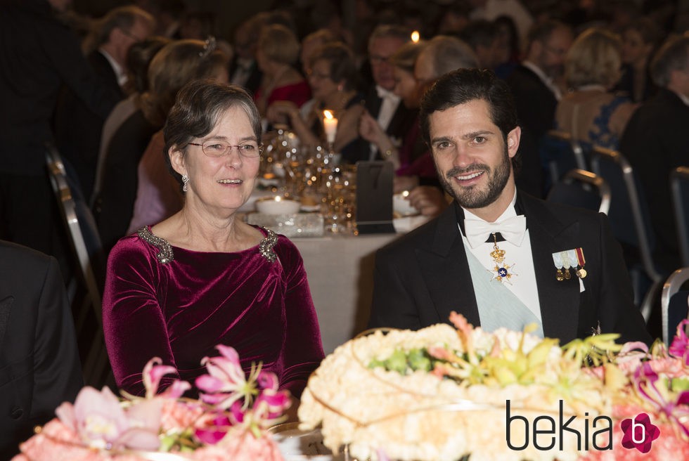 Carlos Felipe de Suecia en los Premios Nobel 2015