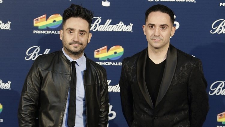 Carlos y Juan Antonio Bayona en los Premios 40 Principales 2015