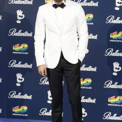 Mario Casas en los Premios 40 Principales 2015