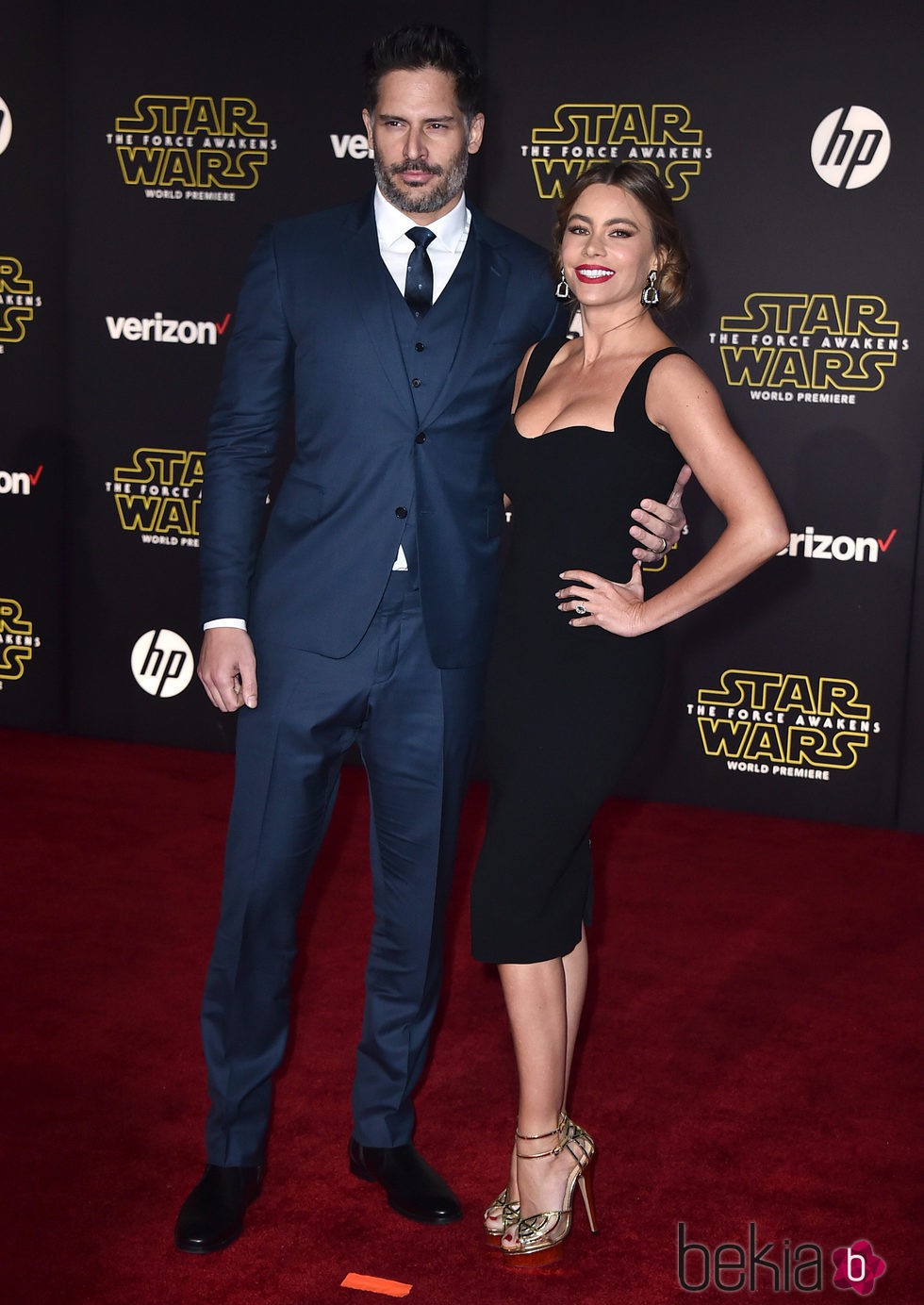 Sofía Vergara y Joe Manganiello en la premiere de 'Star Wars: El Despertar de la Fuerza' en Los Ángeles