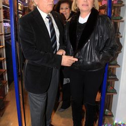 Gloria Mohedano y su marido José Antonio en la inauguración de la tienda de Gloria Camila en Sevilla