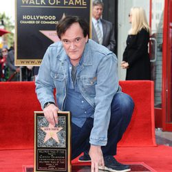 Quentin Tarantino recibe su estrella en el Paseo de la Fama de Hollywood