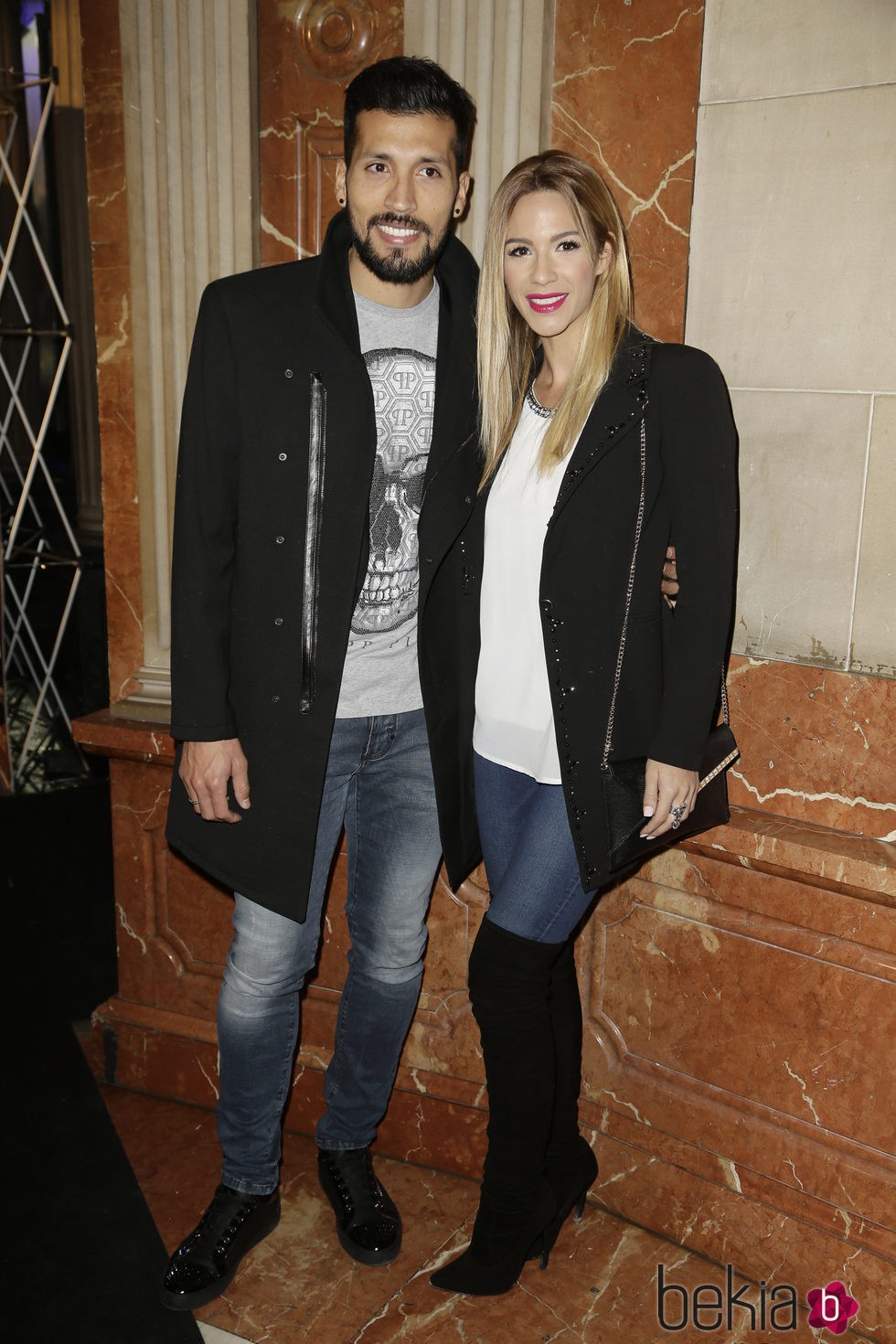 Tamara Gorro y Ezequiel Garay en el estreno de 'Iba en serio'