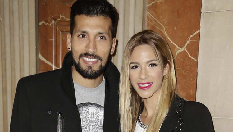 Tamara Gorro y Ezequiel Garay en el estreno de 'Iba en serio'