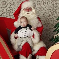 El Príncipe Nicolás de Suecia felicita con Papá Noel la Navidad 2015