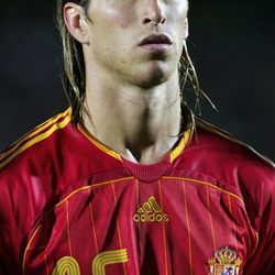 Sergio Ramos antes de un partido de la Selección Española en 2006