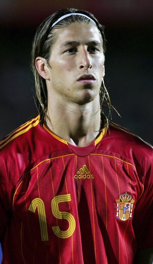 Sergio Ramos antes de un partido de la Selección Española en 2006