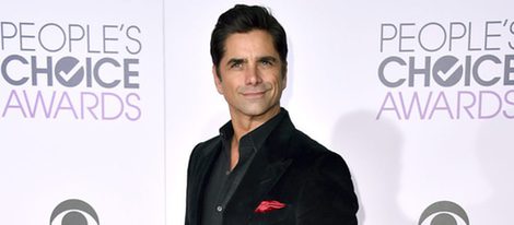 John Stamos en los People's Choice Awards 2016