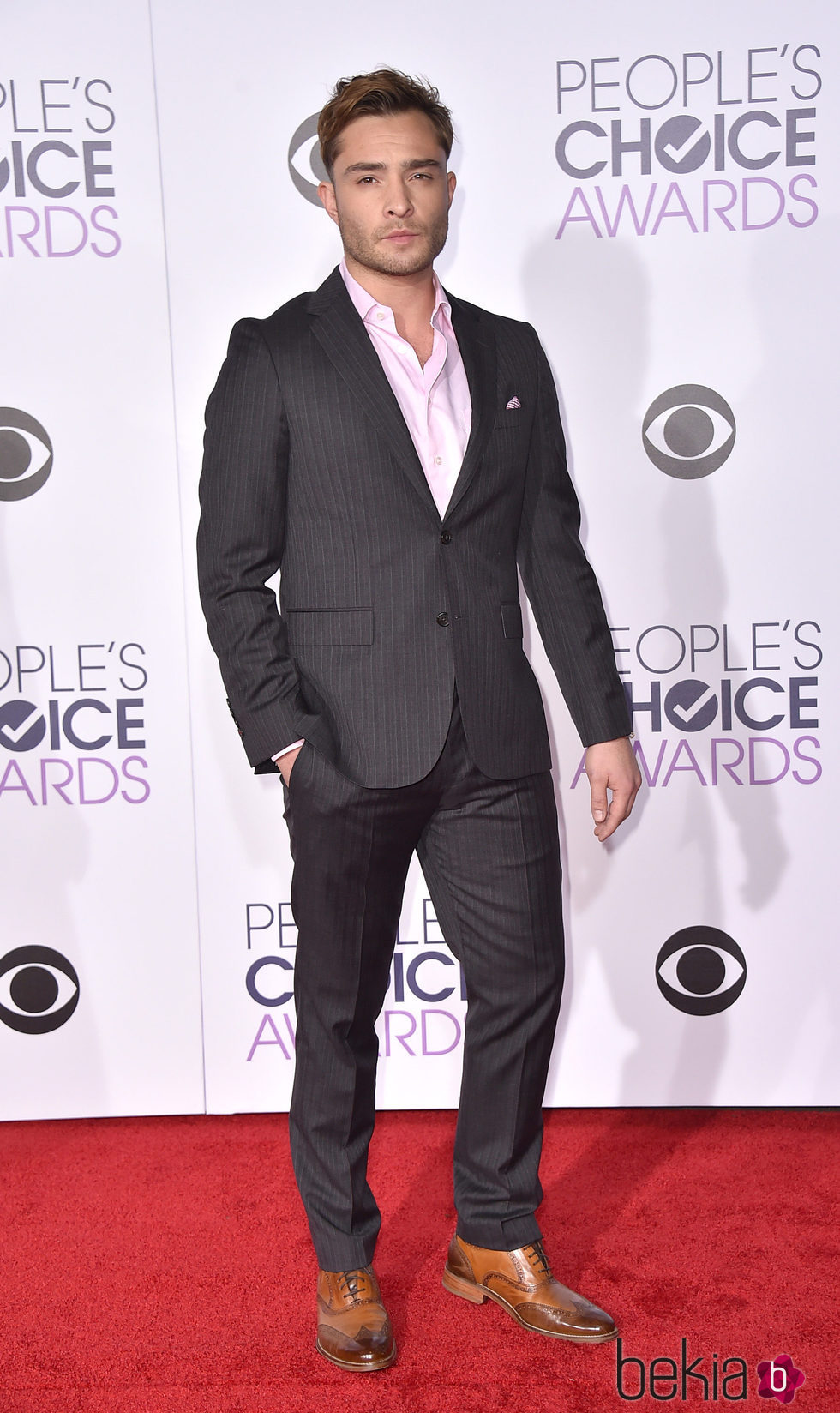 Ed Westwick en los People's Choice Awards 2016