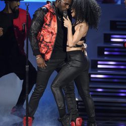 Jason Derulo en su actuación en los People's Choice Awards 2016