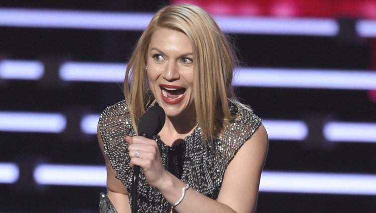 Claire Danes en los People's Choice Awards 2016