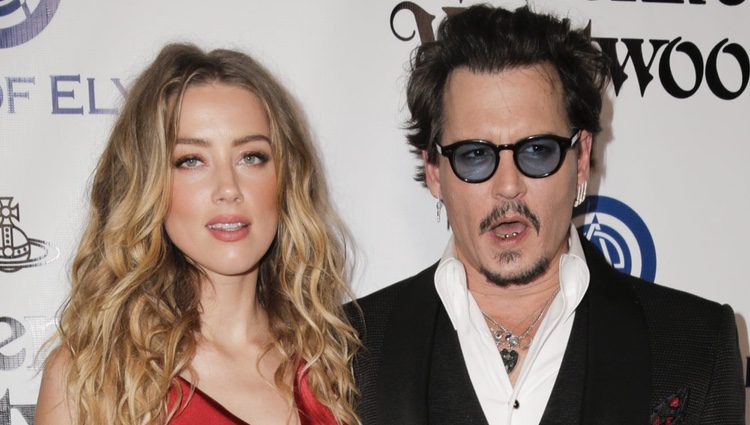 Amber Heard y Johnny Depp en la Gala Heaven 2016