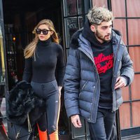 Gigi Hadid y Zayn Malik pasean muy de sport por las calles de Nueva York