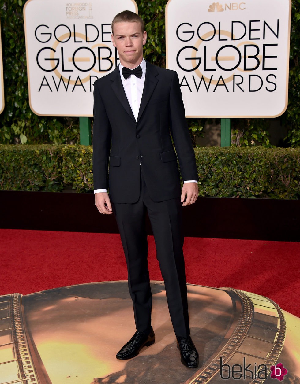 Will Poulter en la alfombra roja de los Globos de Oro 2016