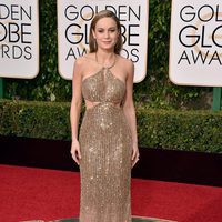 Brie Larson en la alfombra roja de los Globos de Oro 2016