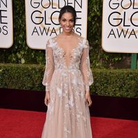 Corinne Foxx en la alfombra roja de los Globos de Oro 2016