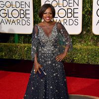 Viola Davis en la alfombra roja de los Globos de Oro 2016