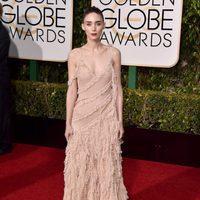 Rooney Mara en la alfombra roja de los Globos de Oro 2016