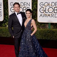 Channing Tatum y su mujer Jenna Dewan Tatum en la alfombra roja de los Globos de Oro 2016