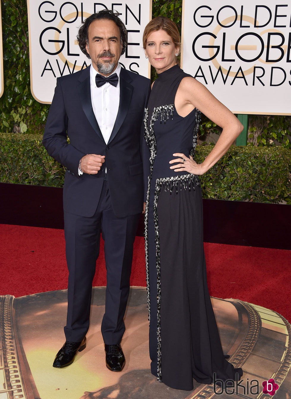 Alejandro G. Iñarritu y María Eladia Hagerman en la alfombra roja de los Globos de Oro 2016