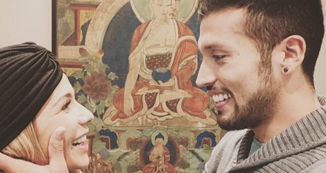 Tamara Gorro y Ezequiel Garay se dedican una mirada y una sonrisa