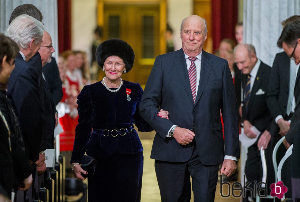 Los Reyes de Noruega en las celebraciones por el 25 aniversario del reinado de Harald de Noruega