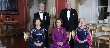 Carlos Gustavo de Suecia, Harald de Noruega, Silvia de Suecia, Sonia de Noruega y Margarita de Dinamarca