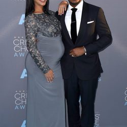 Ne-Yo y Crystal Renay en los Critics' Choice Awards 2016