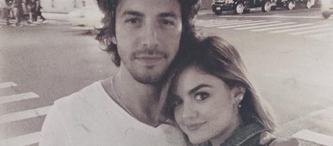 Lucy Hale junto a Anthony Kalabretta