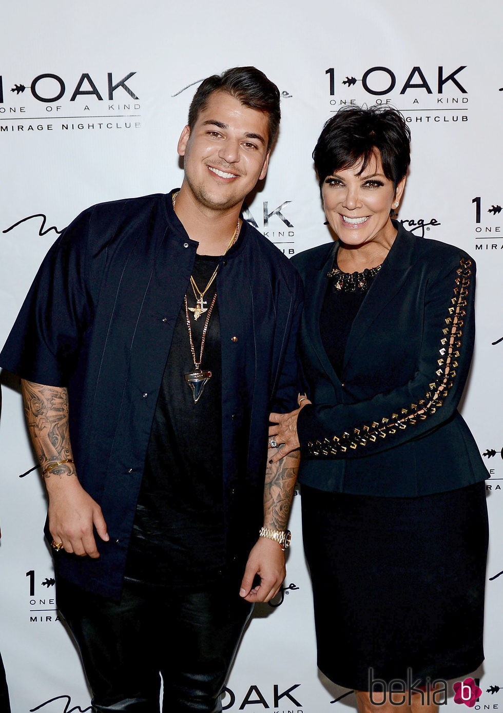 Kris Jenner y Rob Kardashian celebrando su 26 cumpleaños