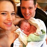 Michael Bublé, Luisana Lopilato y su segundo hijo Elías 