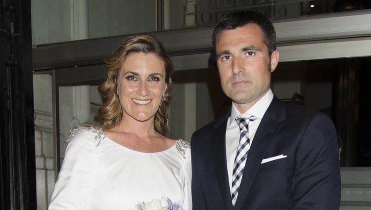 Carlota Corredera y Carlos de la Maza en su boda